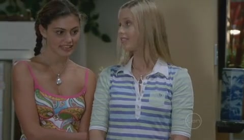 VampireDiariesWorld-dot-Org_H2OJustAddWaterS2E11-1142.jpg
