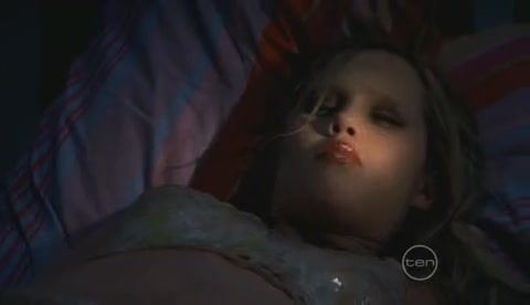 VampireDiariesWorld-dot-Org_H2OJustAddWaterS2E12-1259.jpg
