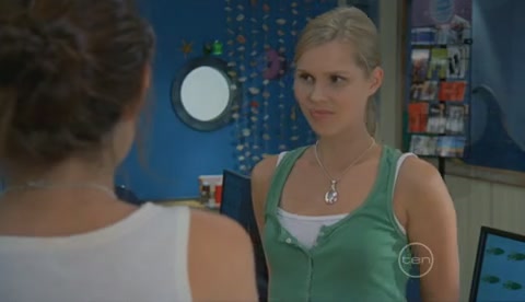 VampireDiariesWorld-dot-Org_H2OJustAddWaterS2E14-0126.jpg