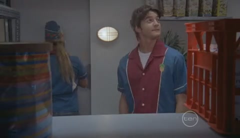 VampireDiariesWorld-dot-Org_H2OJustAddWaterS2E14-0709.jpg VampireDiariesWorld-dot-Org_H2OJustAddWaterS2E14-0709.jpg