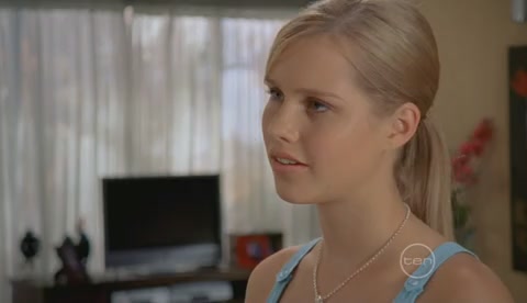 VampireDiariesWorld-dot-Org_H2OJustAddWaterS2E14-1284.jpg