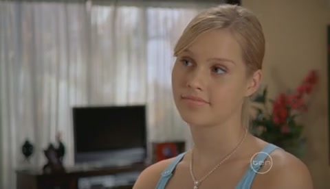 VampireDiariesWorld-dot-Org_H2OJustAddWaterS2E14-1306.jpg