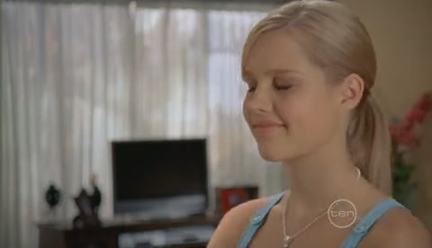 VampireDiariesWorld-dot-Org_H2OJustAddWaterS2E14-1314.jpg