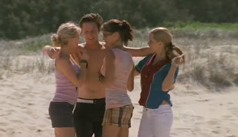 VampireDiariesWorld-dot-Org_H2OJustAddWaterS2E15-1078.jpg VampireDiariesWorld-dot-Org_H2OJustAddWaterS2E15-1078.jpg