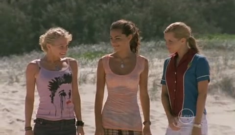VampireDiariesWorld-dot-Org_H2OJustAddWaterS2E15-1090.jpg