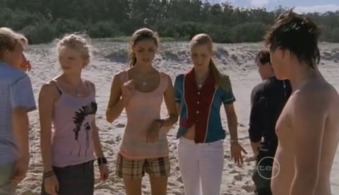VampireDiariesWorld-dot-Org_H2OJustAddWaterS2E15-1123.jpg