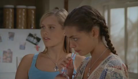 VampireDiariesWorld-dot-Org_H2OJustAddWaterS2E16-0286.jpg