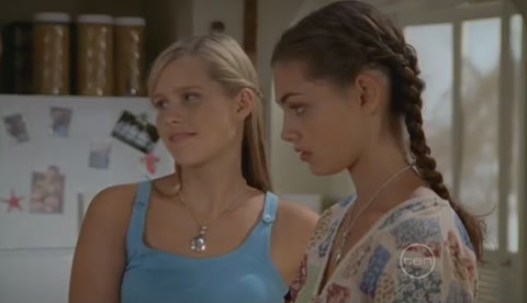 VampireDiariesWorld-dot-Org_H2OJustAddWaterS2E16-0295.jpg