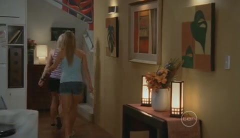 VampireDiariesWorld-dot-Org_H2OJustAddWaterS2E17-0317.jpg