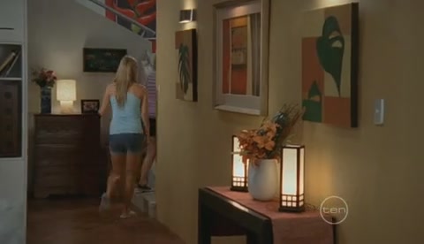 VampireDiariesWorld-dot-Org_H2OJustAddWaterS2E17-0318.jpg