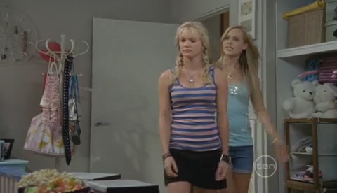 VampireDiariesWorld-dot-Org_H2OJustAddWaterS2E17-0420.jpg