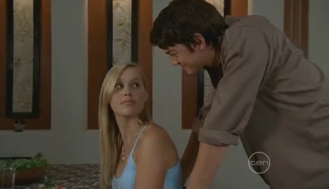 VampireDiariesWorld-dot-Org_H2OJustAddWaterS2E17-0581.jpg