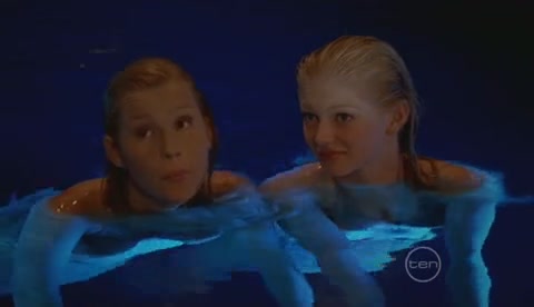 VampireDiariesWorld-dot-Org_H2OJustAddWaterS2E18-1321.jpg