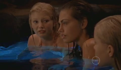 VampireDiariesWorld-dot-Org_H2OJustAddWaterS2E20-1138.jpg