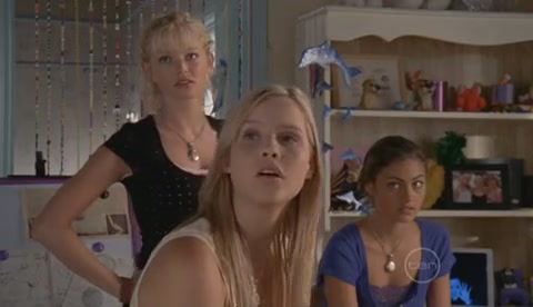 VampireDiariesWorld-dot-Org_H2OJustAddWaterS2E20-1322.jpg VampireDiariesWorld-dot-Org_H2OJustAddWaterS2E20-1322.jpg