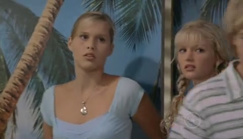 VampireDiariesWorld-dot-Org_H2OJustAddWaterS2E21-2325.jpg VampireDiariesWorld-dot-Org_H2OJustAddWaterS2E21-2325.jpg