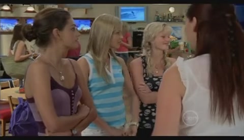 VampireDiariesWorld-dot-Org_H2OJustAddWaterS2E23-0156.jpg