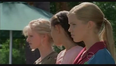 VampireDiariesWorld-dot-Org_H2OJustAddWaterS2E23-1103.jpg