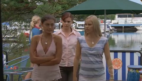 VampireDiariesWorld-dot-Org_H2OJustAddWaterS2E24-0412.jpg