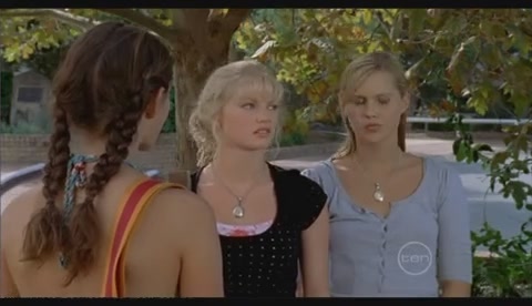 VampireDiariesWorld-dot-Org_H2OJustAddWaterS2E25-1575.jpg