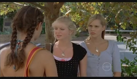 VampireDiariesWorld-dot-Org_H2OJustAddWaterS2E25-1586.jpg
