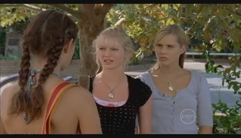 VampireDiariesWorld-dot-Org_H2OJustAddWaterS2E25-1587.jpg