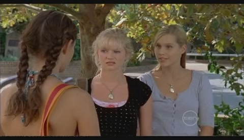 VampireDiariesWorld-dot-Org_H2OJustAddWaterS2E25-1590.jpg