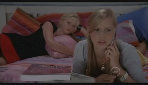 VampireDiariesWorld-dot-Org_H2OJustAddWaterS2E25-1995.jpg