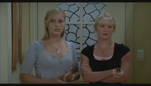 VampireDiariesWorld-dot-Org_H2OJustAddWaterS2E25-2033.jpg