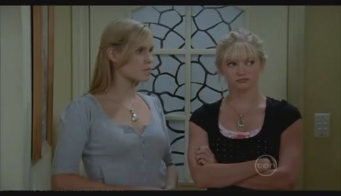 VampireDiariesWorld-dot-Org_H2OJustAddWaterS2E25-2042.jpg