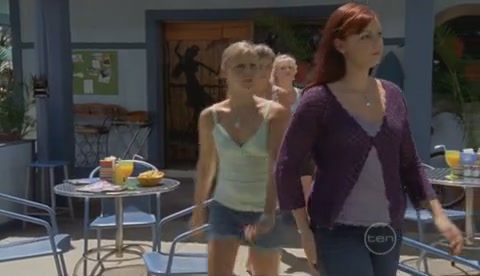 VampireDiariesWorld-dot-Org_H2OJustAddWaterS2E26-0084.jpg