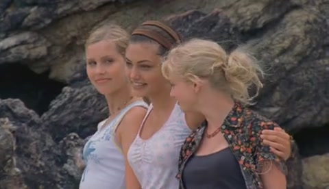 VampireDiariesWorld-dot-Org_H2OJustAddWaterS02OOpeningCredit0028.jpg VampireDiariesWorld-dot-Org_H2OJustAddWaterS02OOpeningCredit0028.jpg