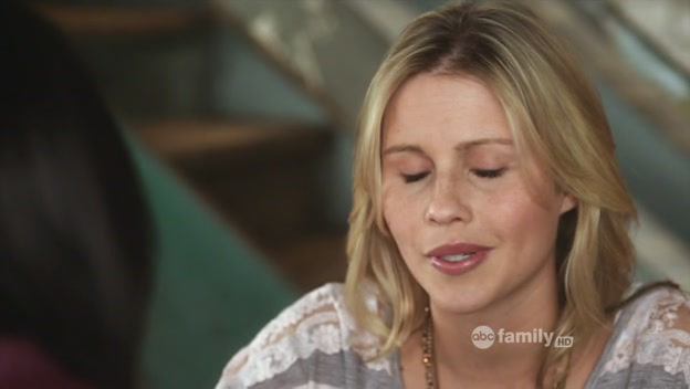VampireDiariesWorld-dot-org_PrettyLittleLiarsS01E21-1028.jpg