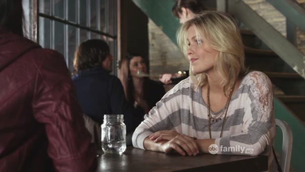 VampireDiariesWorld-dot-org_PrettyLittleLiarsS01E21-1037.jpg