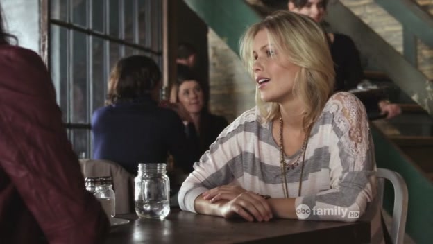 VampireDiariesWorld-dot-org_PrettyLittleLiarsS01E21-1038.jpg