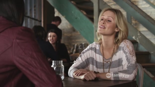 VampireDiariesWorld-dot-org_PrettyLittleLiarsS01E21-1043.jpg