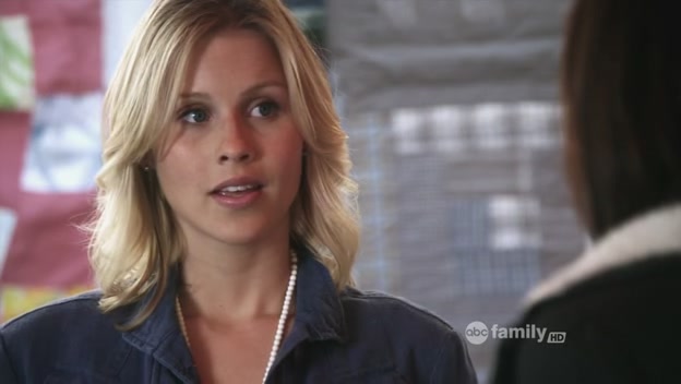 VampireDiariesWorld-dot-org_PrettyLittleLiarsS01E21-1241.jpg