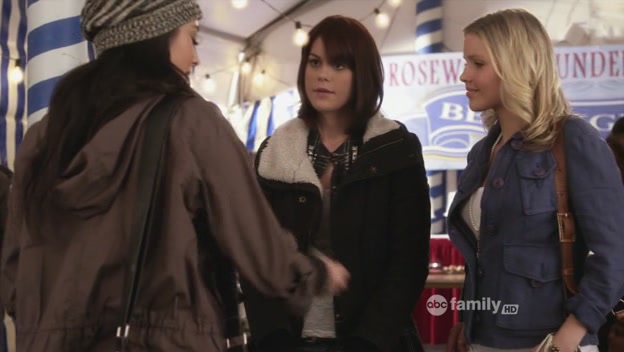 VampireDiariesWorld-dot-org_PrettyLittleLiarsS01E21-1354.jpg