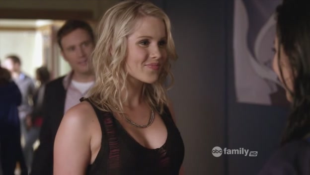 VampireDiariesWorld-dot-org_PrettyLitlleLiarsS02E02-0691.jpg