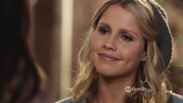VampireDiariesWorld-dot-org_PrettyLitlteLiarsS02E04-2115.jpg