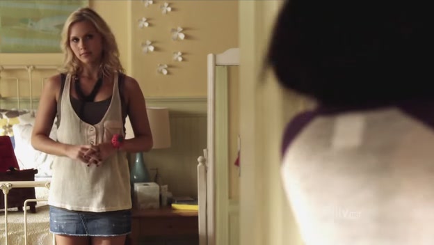 VampireDiariesWorld-dot-Org_PrettyLittleLiars2x06-0899.jpg