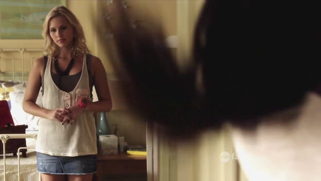 VampireDiariesWorld-dot-Org_PrettyLittleLiars2x06-0900.jpg