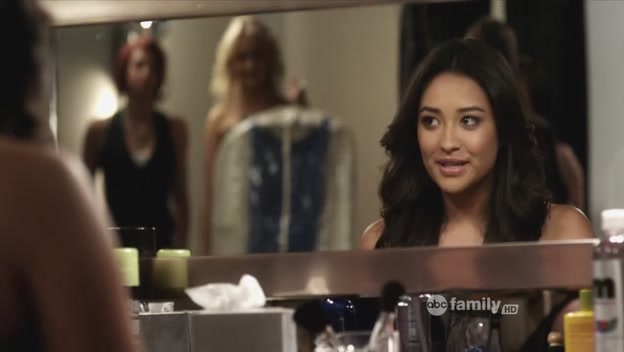 VampireDiariesWorld-dot-Org_PrettyLittleLiars2x06-1357.jpg