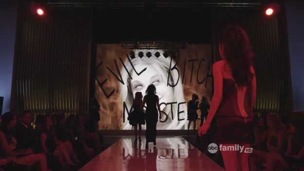 VampireDiariesWorld-dot-Org_PrettyLittleLiars2x06-1901.jpg