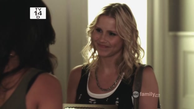 VampireDiariesWorld-dot-Org_PrettyLittleLiarsS02E09-3278.jpg