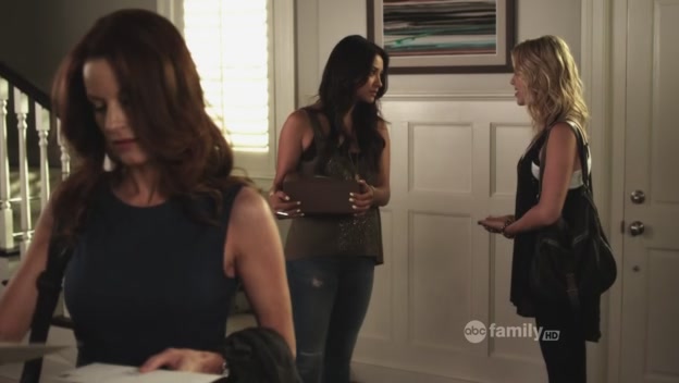 VampireDiariesWorld-dot-Org_PrettyLittleLiarsS02E09-3297.jpg