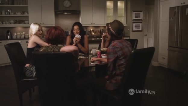 VampireDiariesWorld-dot-Org_PrettyLittleLiarsS02E09-3420.jpg