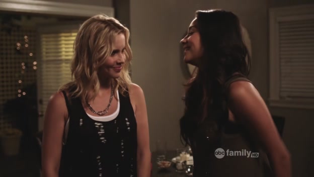 VampireDiariesWorld-dot-Org_PrettyLittleLiarsS02E09-3682.jpg
