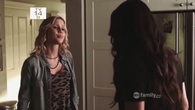 VampireDiariesWorld-dot-Org_PrettyLittleLiarsS02E09-4084.jpg