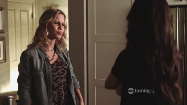 VampireDiariesWorld-dot-Org_PrettyLittleLiarsS02E09-4102.jpg